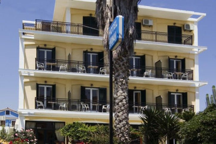 Niki Hotel Samos Town Exterior foto